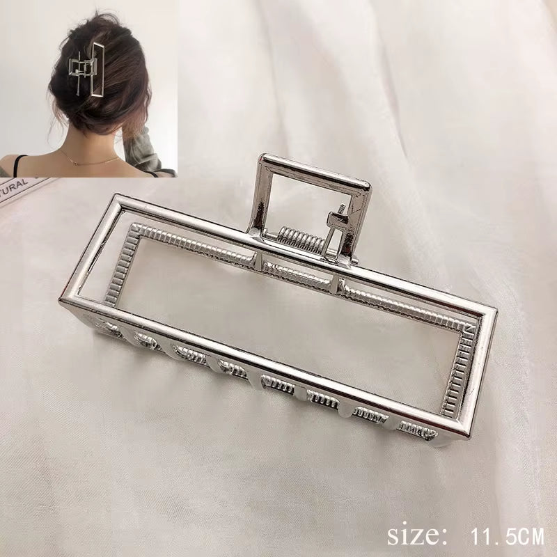 Simple Metal Hollow Out Geometric Hair Claw Ladies Elegant Hair Accessories Cross Crab Bath Clip for Women Fashion Girl Headwear